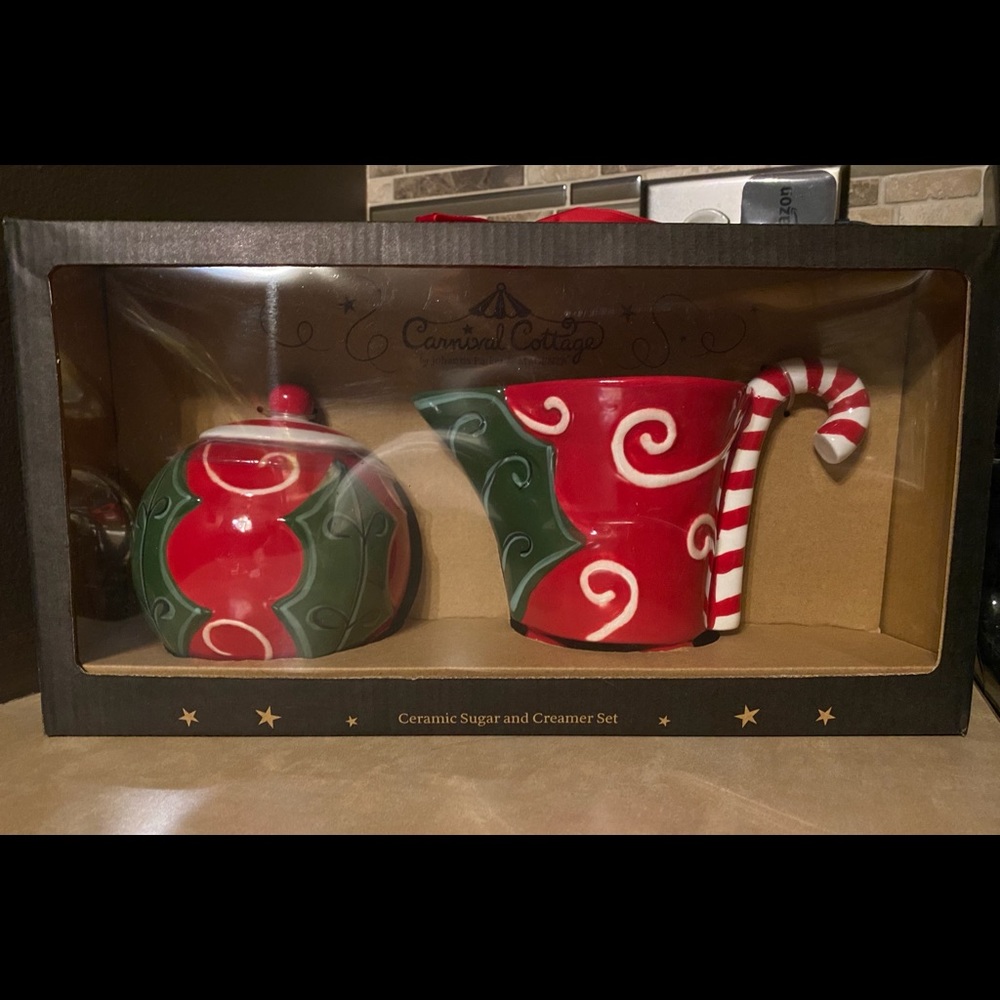 NEW JohannaParker Carnival Cottage Cream&Sugar Set